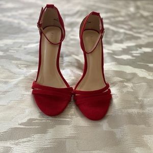 Red open toe heels 👠